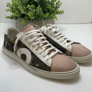 Oliver Cabell Camo Low Top Sneakers size 38 (7)